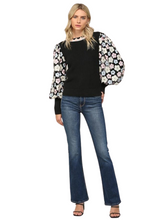 Load image into Gallery viewer, Floral Sequin Sweater